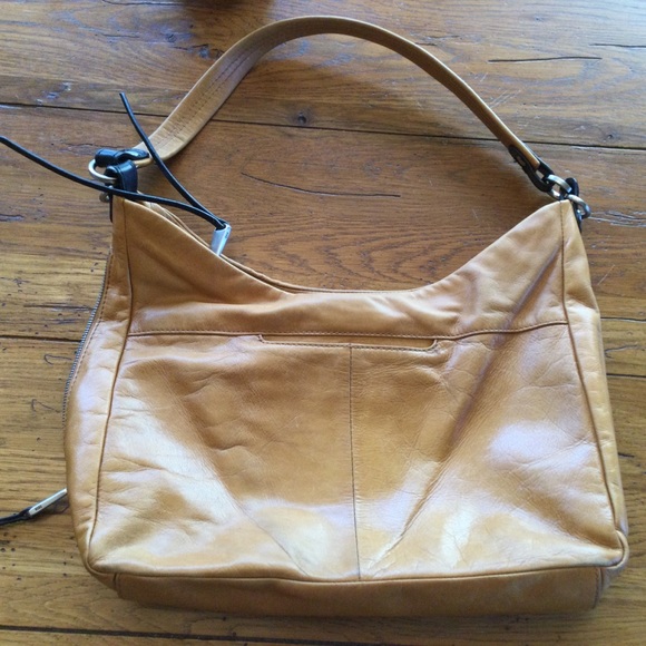 Sold - Hobo International Leather Shoulder Bag - Picture 3 of 16